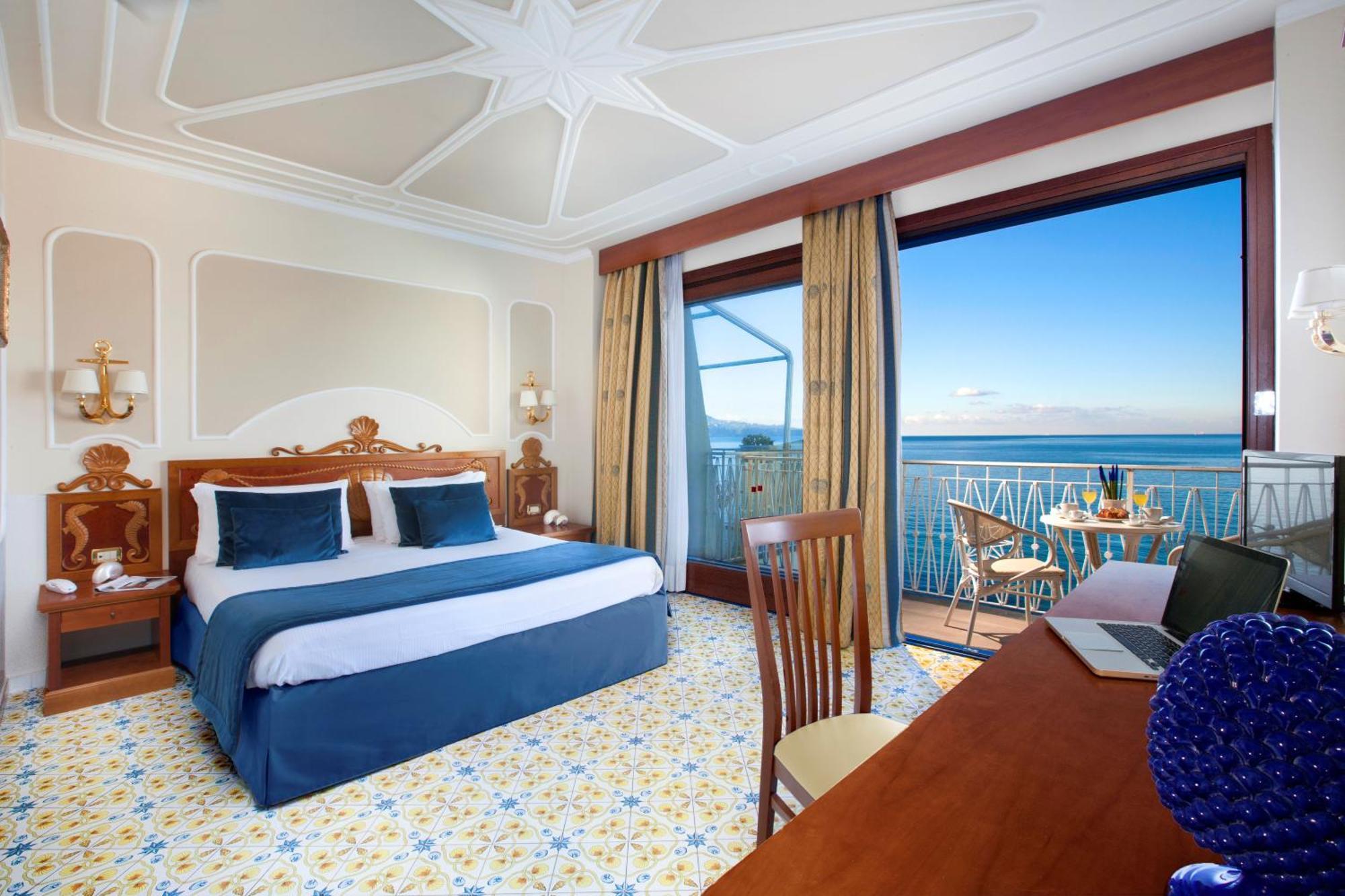 Alimuri Bay Hotel Meta