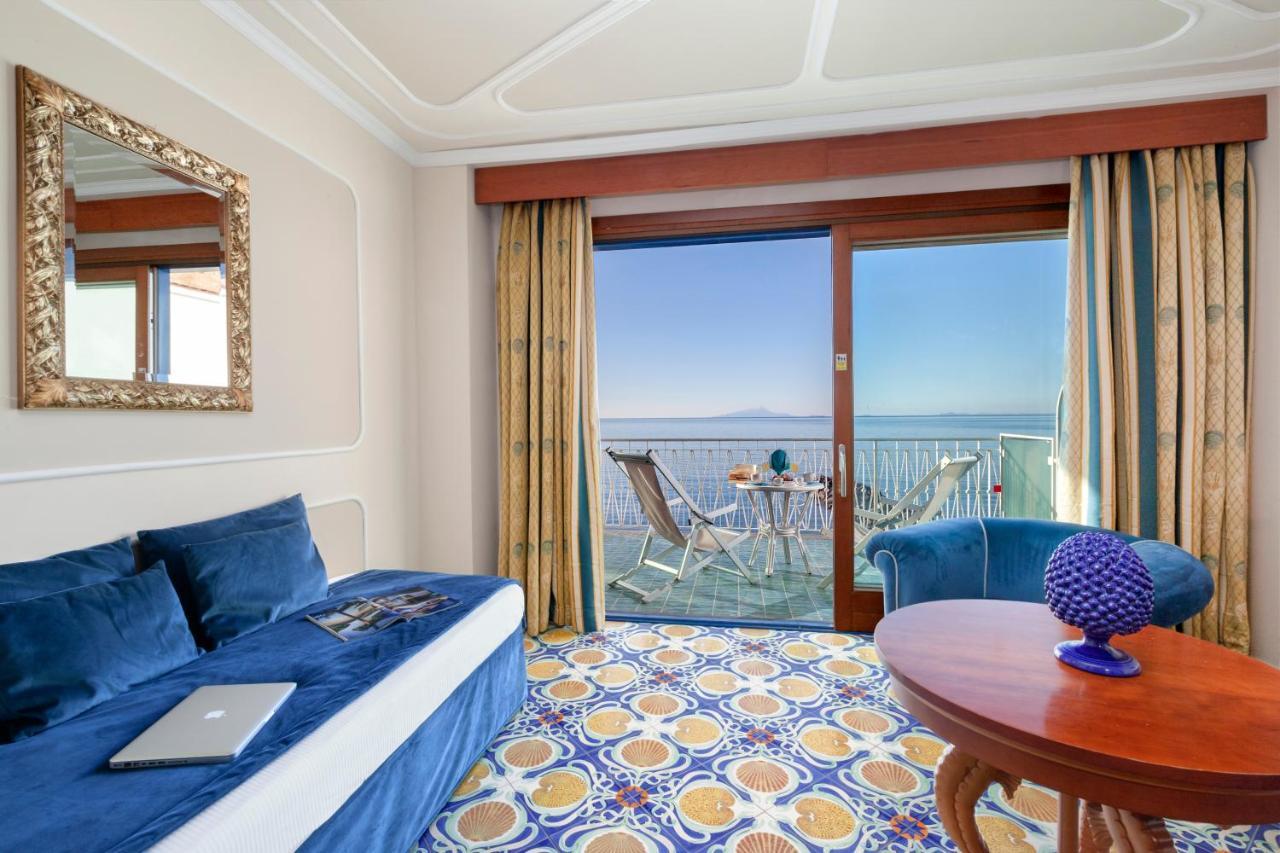 Hotel Alimuri Bay 4*