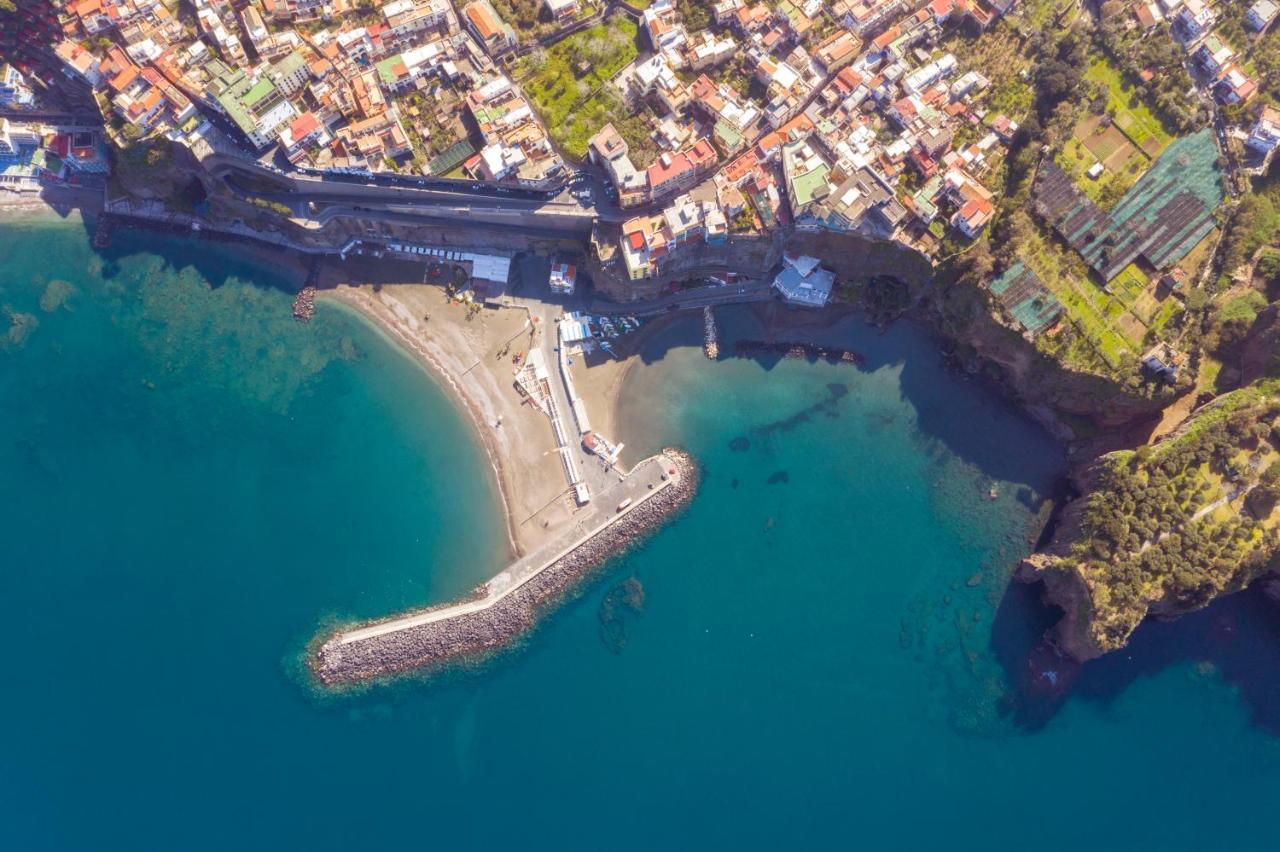 Hotel Alimuri Bay