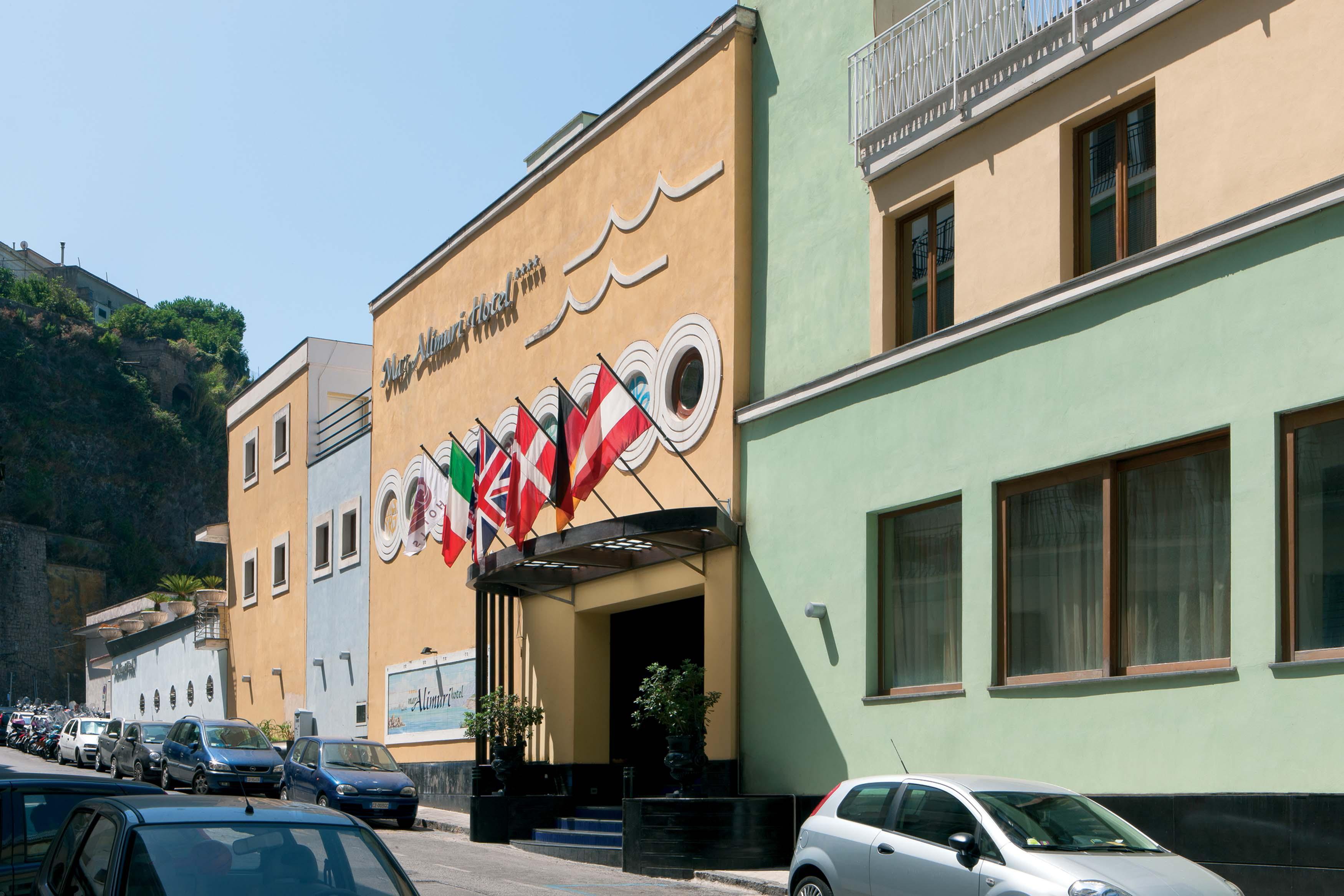 Alimuri Bay Hotel 4*